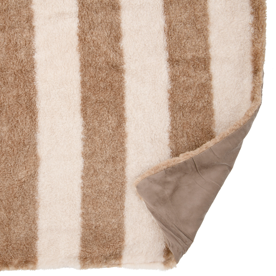 Kuscheldecke mit Streifenmuster