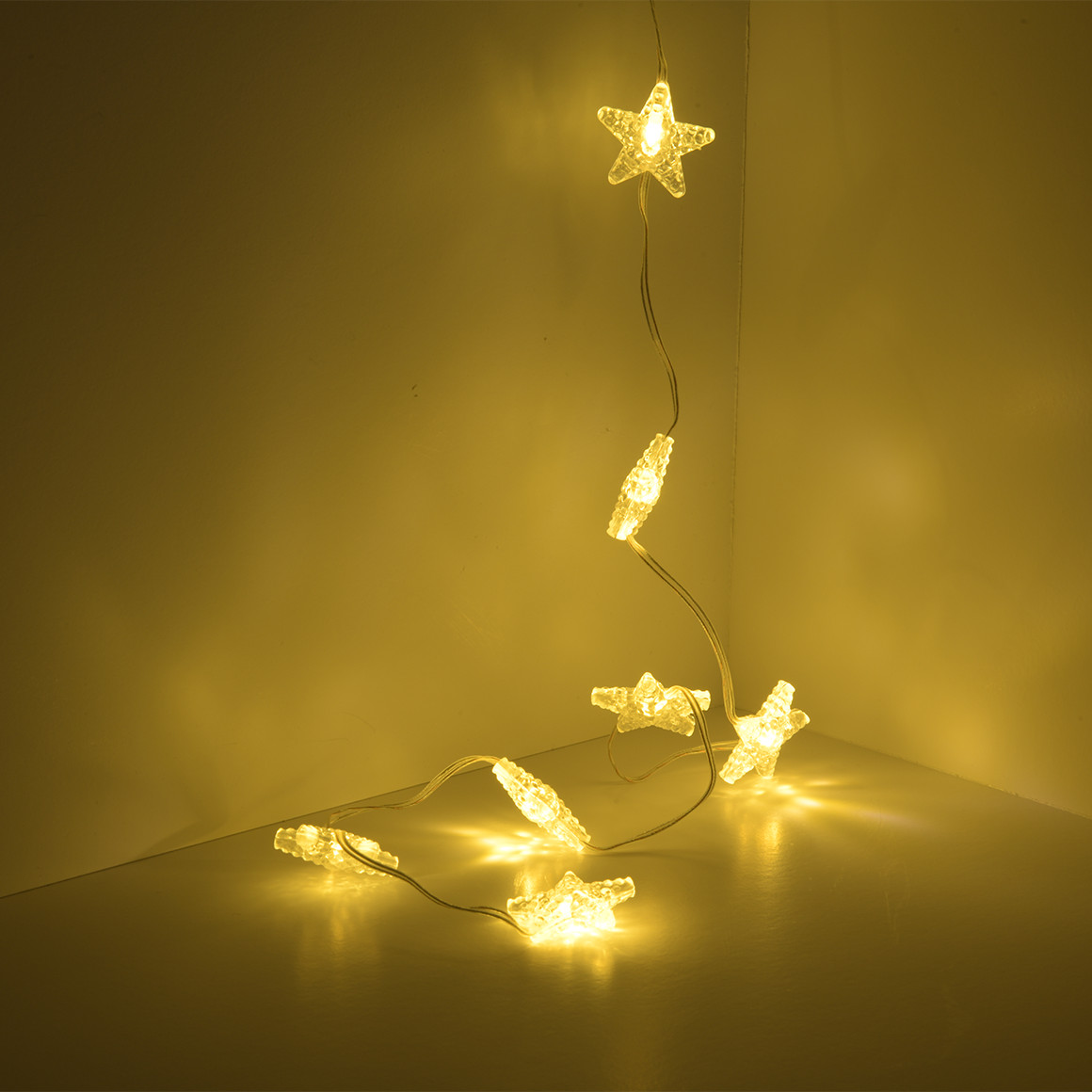 LED-Lichterkette mit Sternen