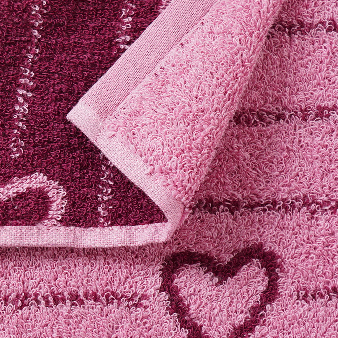 Handtuch mit Allover-Muster