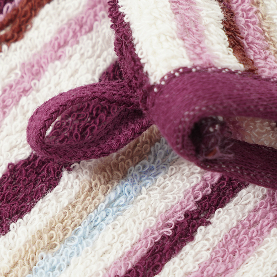 Waschhandschuh mit bunten Streifen