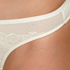 2 Damen Strings mit Spitze