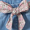 Mädchen Jeans mit Stoffgürtel