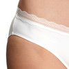 4 Damen Slips in verschiedenen Dessins