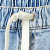 Jungen Jeans mit Cargotaschen