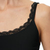 2 Damen Unterhemden mit Spitze