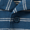 Jungen Shorty im Ringel-Look
