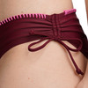 Damen Bikinislip mit Kontraststickerei