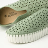 Damen Slipper mit Lochmuster