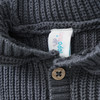 Newborn Strickjacke mit Bär-Stickerei