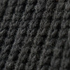Jungen Strickweste im Oktoberfest-Design