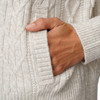 Damesvest met kabelpatroon