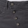 Damen Boyfriend-Jeans mit schräger Knöpfung