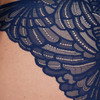 2 Damen Slips mit Spitze