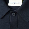 Jungen Strickpoloshirt mit kleiner Stickerei