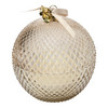 Große Kerze im weihnachtlichen Design beige