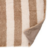 Kuscheldecke mit Streifenmuster