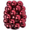 Vase mit Kugeln