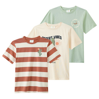 3 Jungen T-Shirts in verschiedenen Dessins