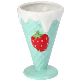 Eisbecher mit Erdbeer-Motiv