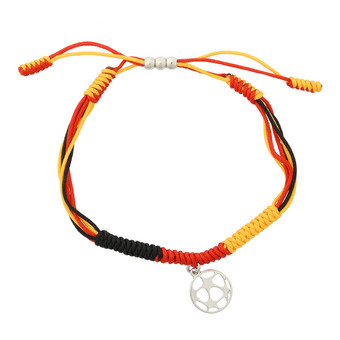 Armband im Fußball-Design