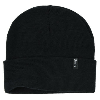 Damen Strickmütze mit kleinem Aufnäher 