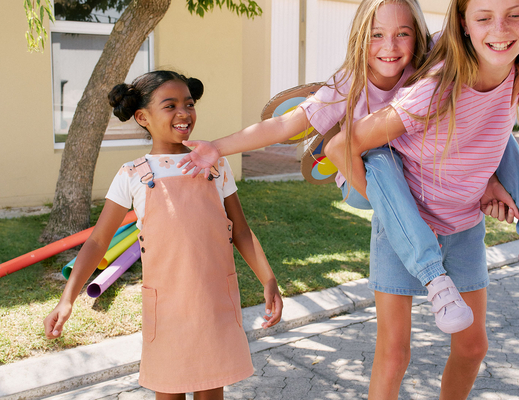 Kinderkleidung für Mädchen und Jungen bei Ernsting's